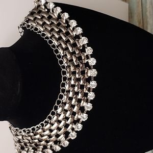 Collar Necklace